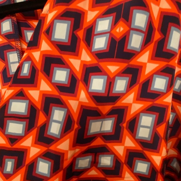 Lularoe Lindsay L - Picture 2 of 5